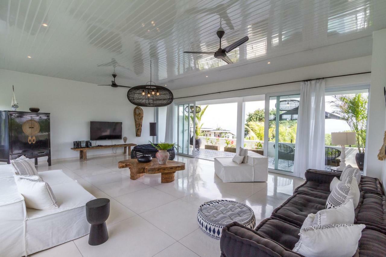 Villa Kusuma - Luxury Sea View 5 Bedroom Villa Close To Savaya Uluwatu  Exterior photo